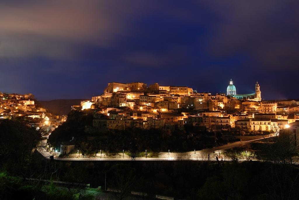 La Corte Di Ibla Ragusa Exterior photo
